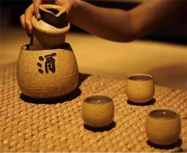 月下一杯酒，萬事盡浮休。65.jpg